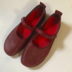 Camper Burgundy Ballet Flats Size 38
